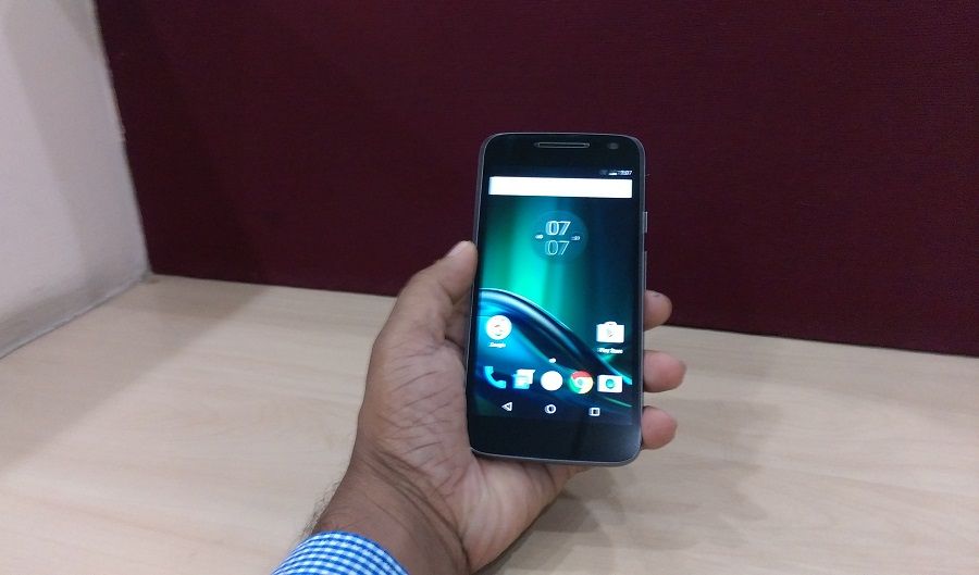 moto-g4-play-front-hands-on
