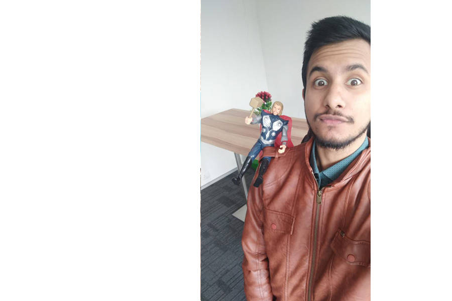 selfie-with-prop-2-576x1024