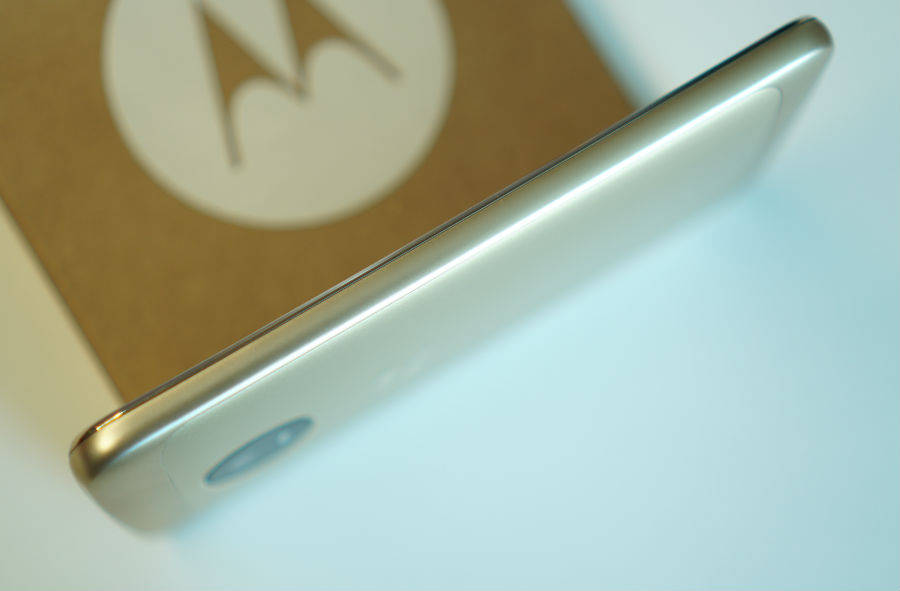 moto-g5-side