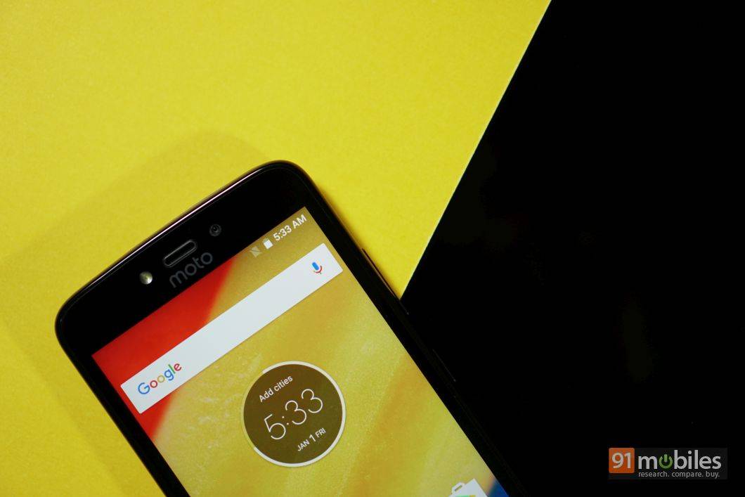 exclusive motorola moto e6 photo render design