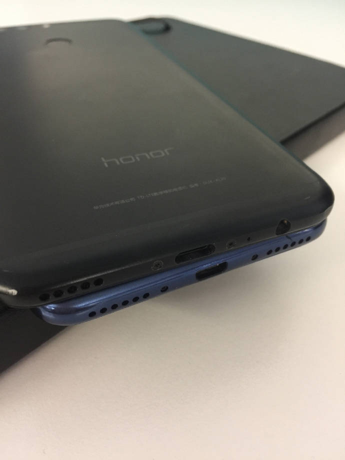 honor-v9-mini-leak-1