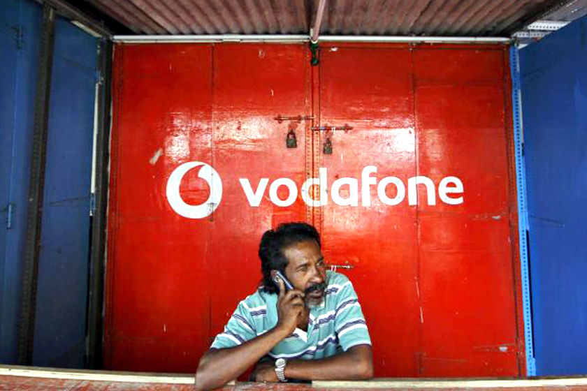 Vodafone Idea Post Paid User Data Leak 20 million vi call record and contact details goes public