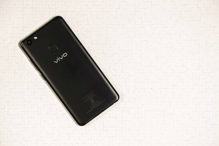 vivo-v7-plus-back