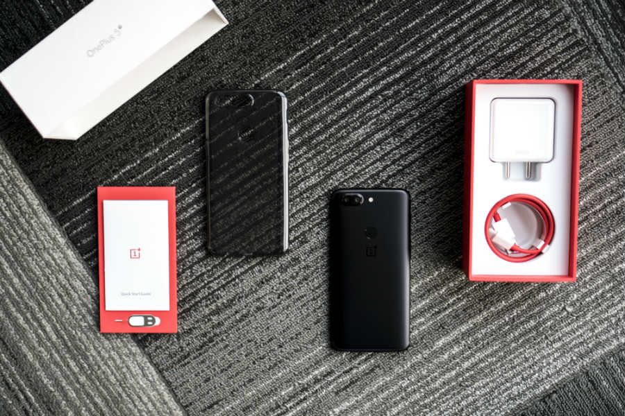 oneplus-5t-box