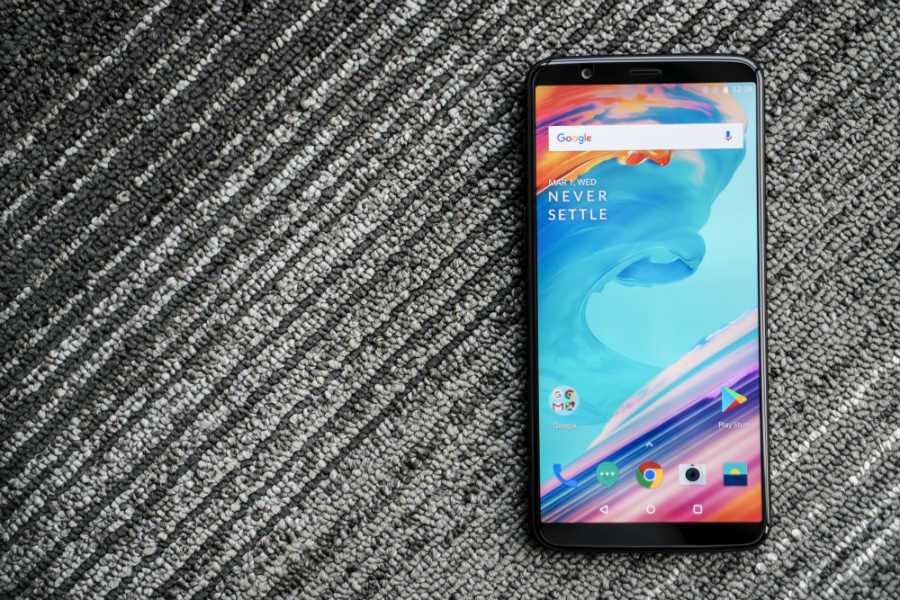 oneplus-5t-front-1