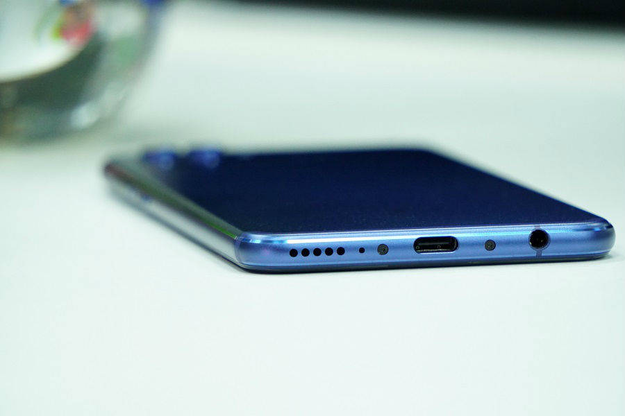 honor-view10-speaker