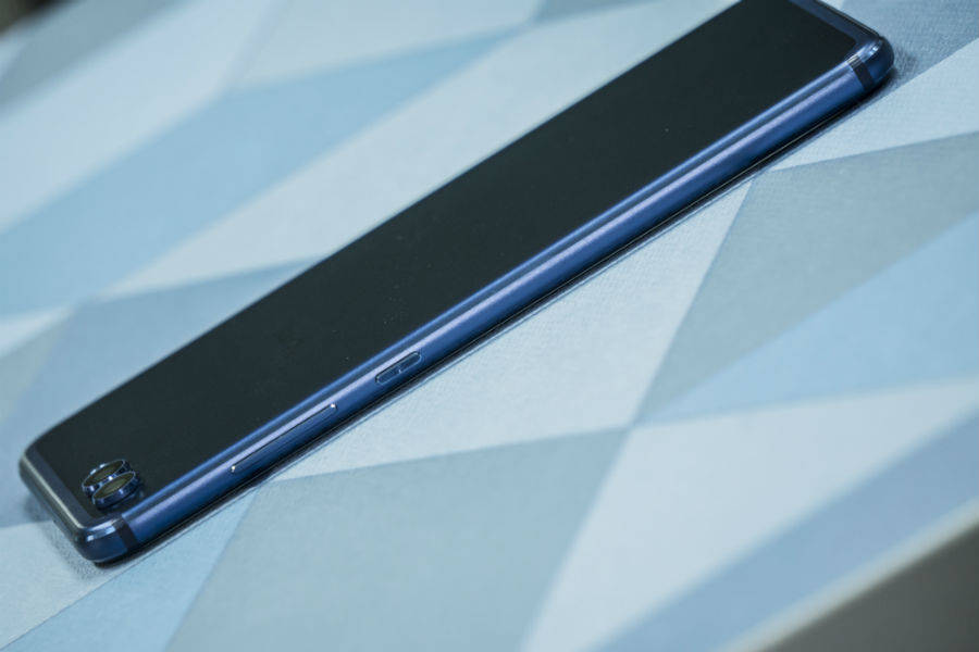 honor view 10 review in hindi