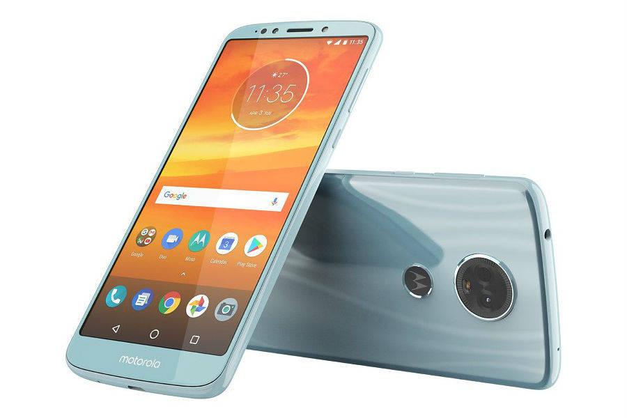 moto e5 plus render photo leak bezel less display and dual camera