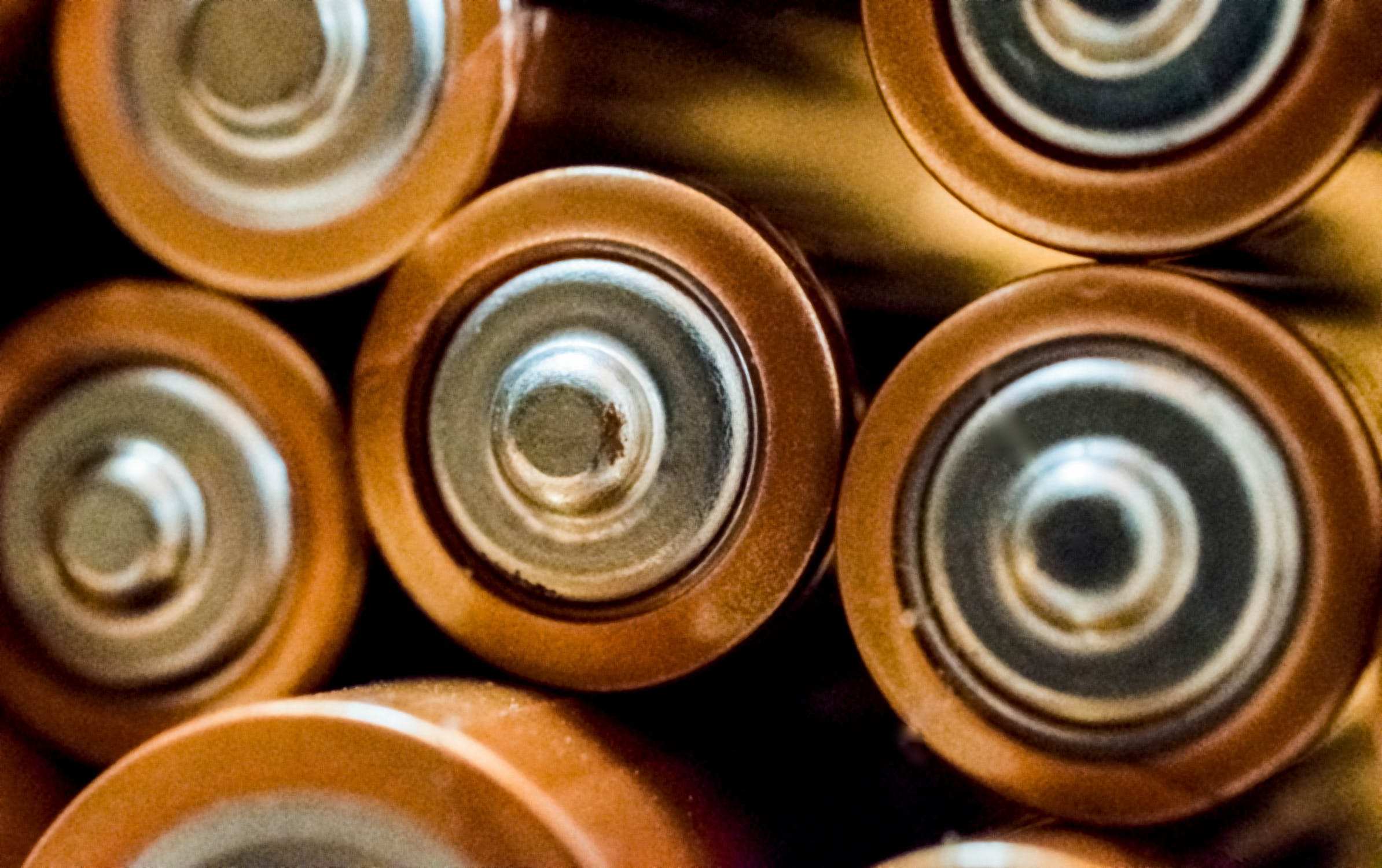 what is lithium ion battery and battery history