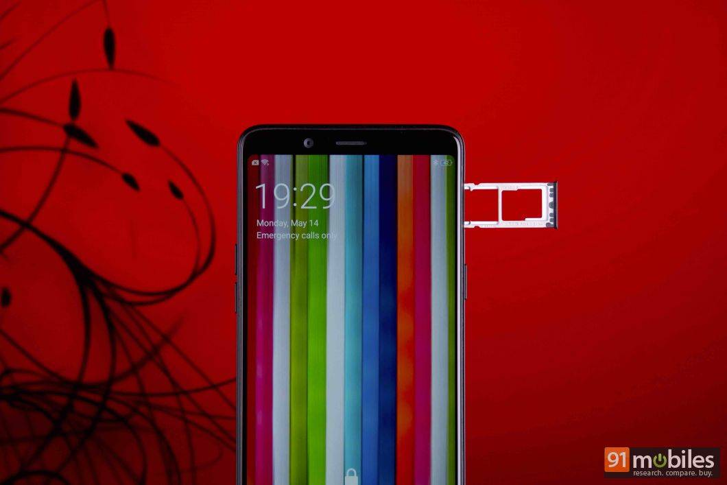 रियलमी 1 इंडिया प्राइस स्पेसिफिकेशन और फीचर्स हिंदी में