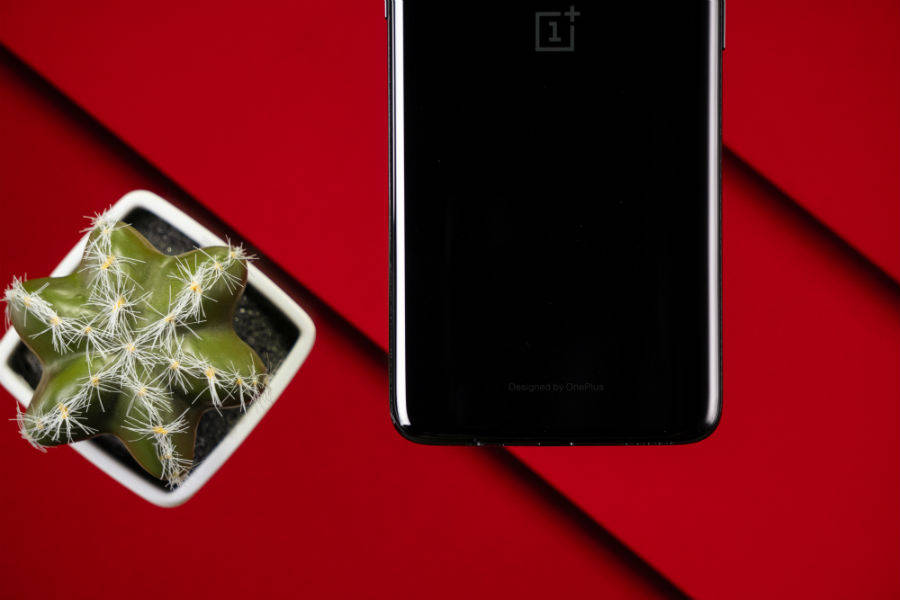 वनप्लस 6 रिव्यू हिंदी इंडिया प्राइस स्पेसिफिकेशन और फीचर्स