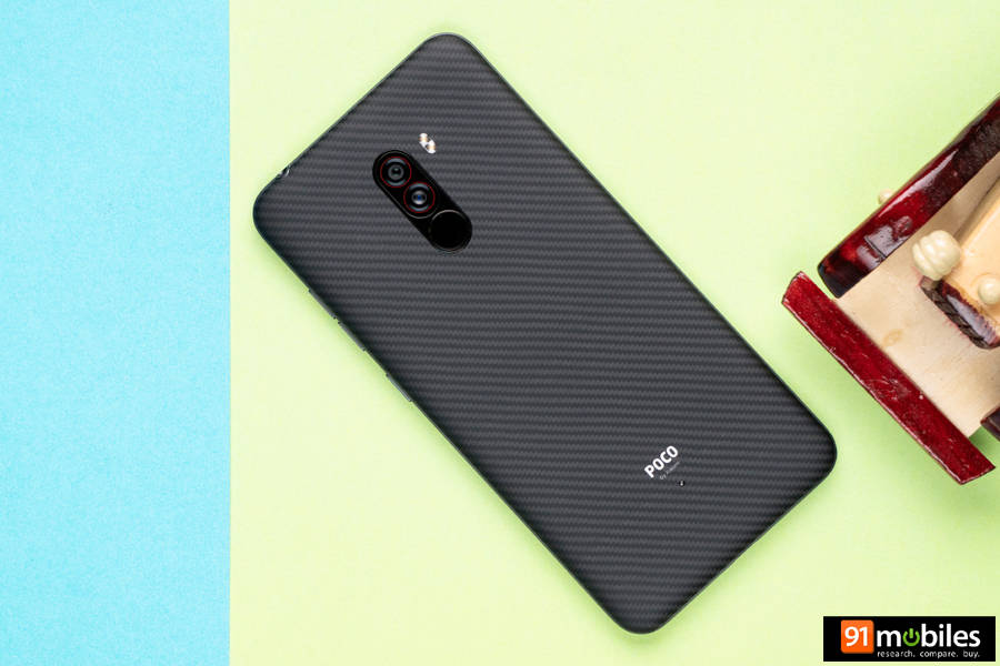 Xiaomi POCOPHONE Poco F1 price cut india offline store sale