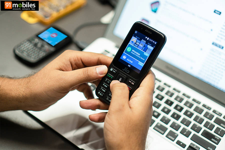 reliance-jio-announces-jio phone 699 offer extend for one month india special-price