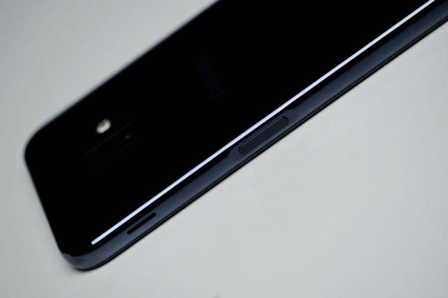 सैमसंग गैलेक्सी जे6 प्लस का प्राइस स्पेसिफिकेशन और फीचर्स हिंदी में