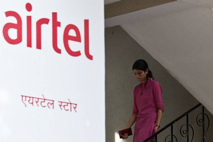 Airtel shuts down 3G network in Kolkata india L900 technology 900 MHz 4g network
