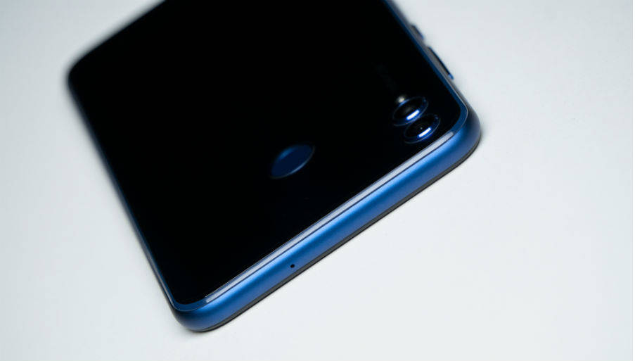 आॅनर 8एक्स प्राइस स्पेसिफिकेशन और फीचर्स हिंदी में