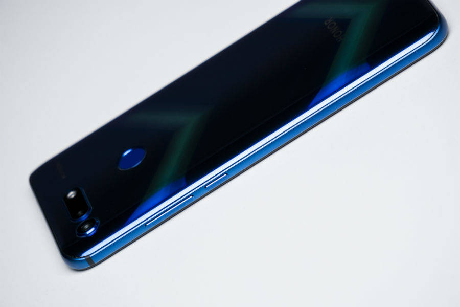 honor-view20-review-in-hindi