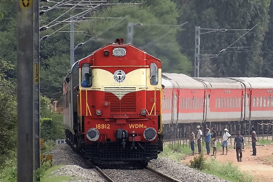 indian railways provide free wifi in moving train every coach station piyush goyal