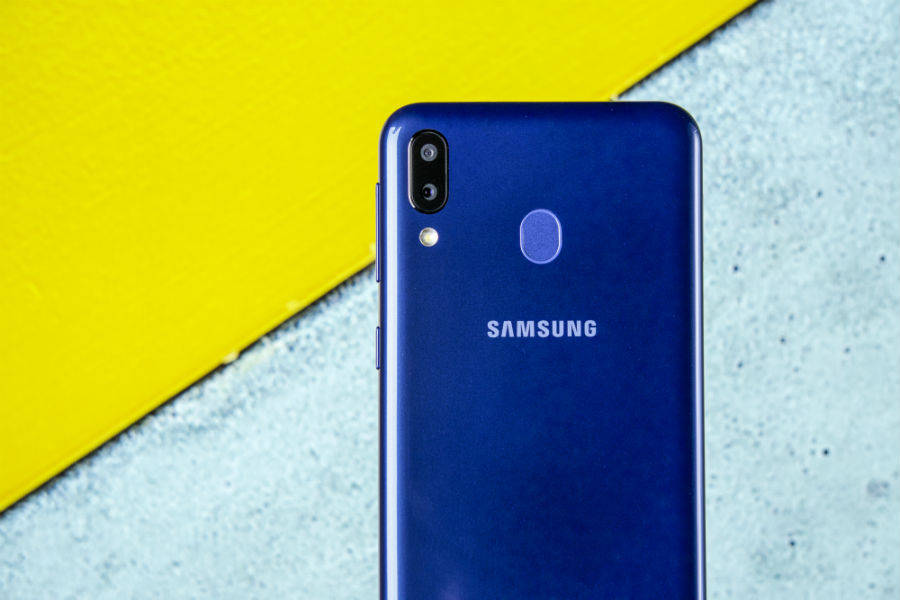 samsung Galaxy A20 A30 M20 offer discount price drop sale availability