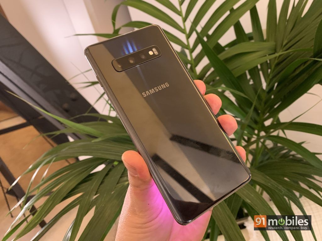 samsung galaxy s10 s10 plus s10e feature specification difference camera battery display in hindi