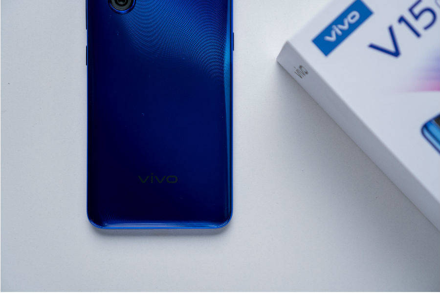 vivo-v15-vs-v15-features-and-specifications