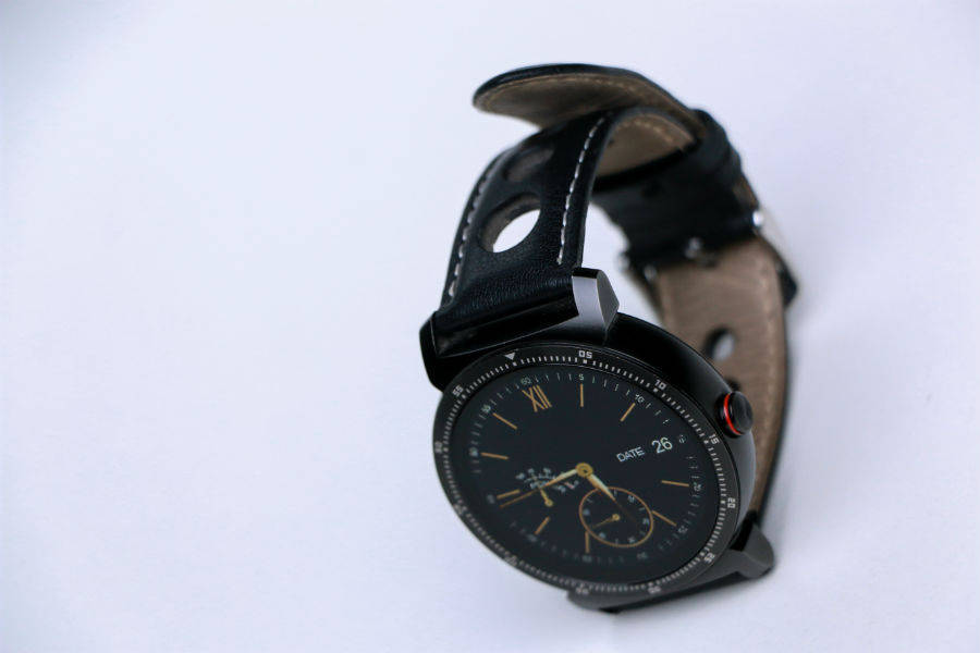 watch-out-gen2-black-storm-smartwatch-review