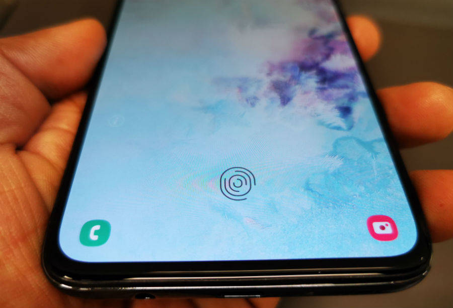 samsung-galaxy-a70-in-display-fingerprint-scanner-1
