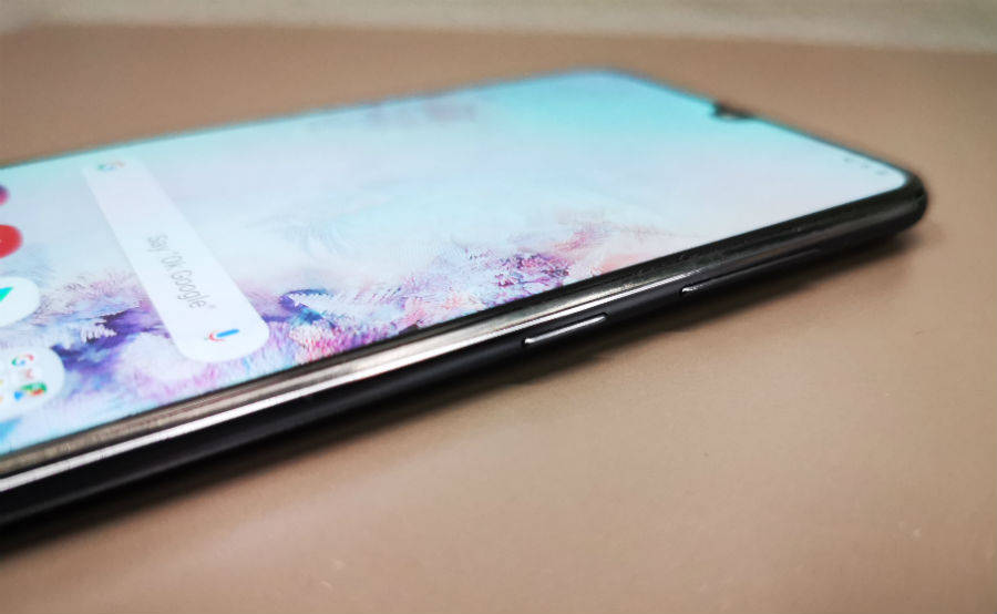 samsung-galaxy-a70-review-in-hindi