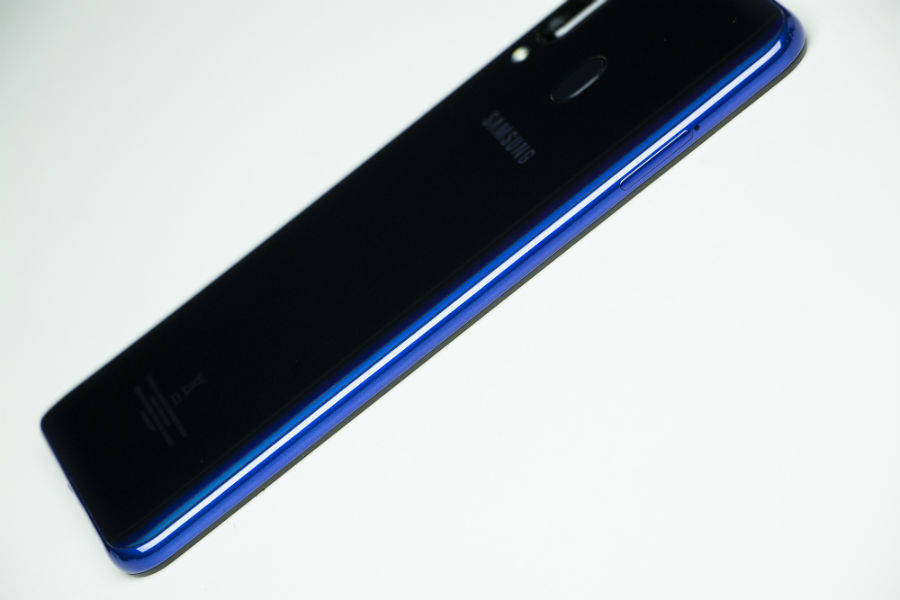 samsung-galaxy-m40-first-look-in-hindi