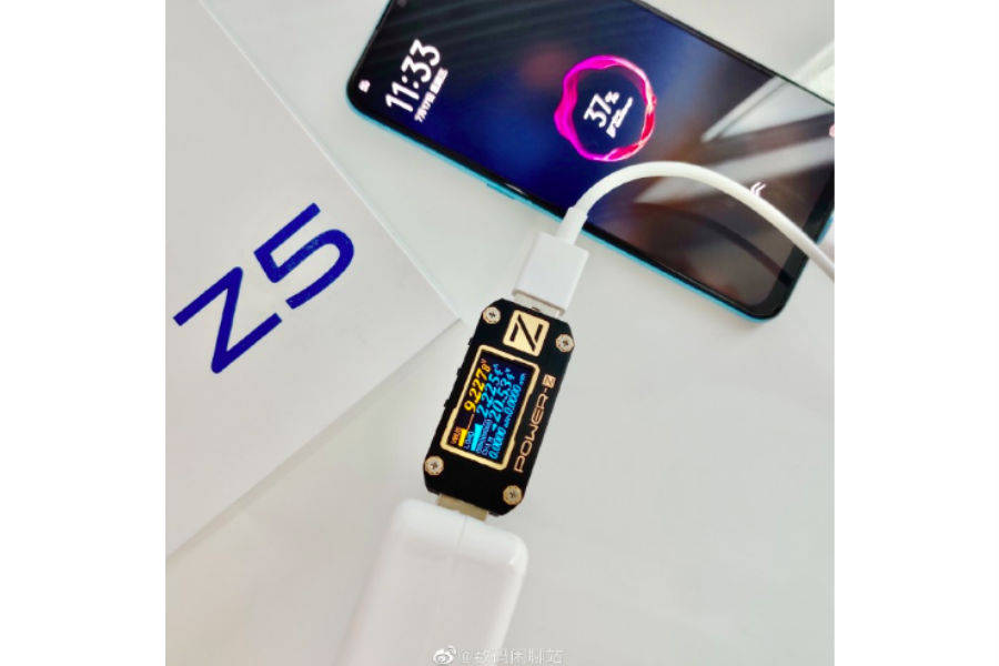 Vivo Z5 real hands on image leaked specifications launch date 31 july