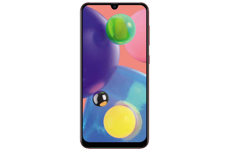 Samsung Galaxy S10e price drop 3000 ITFIT Bluetooth Earphone worth 1999 free gift with Galaxy A70s