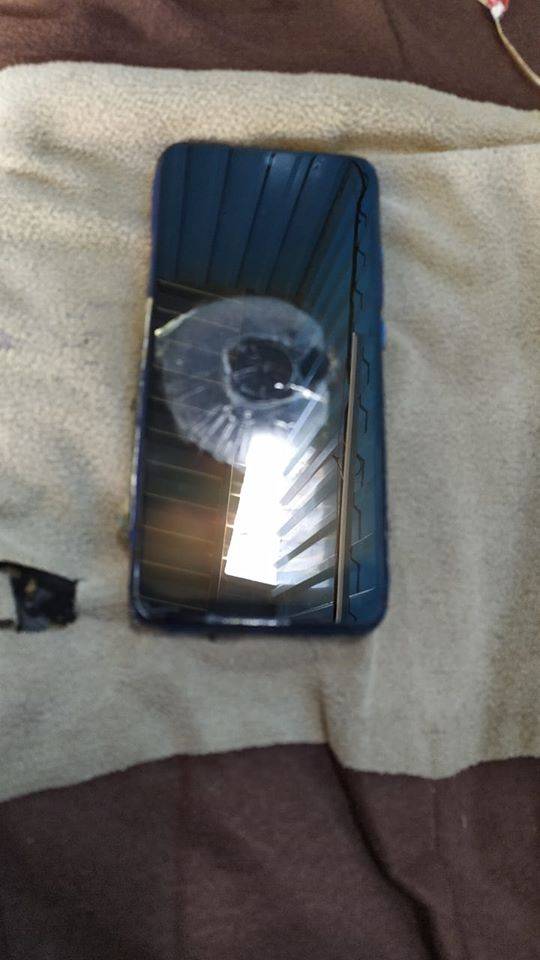 Xiaomi Redmi Note 7S caught fire in thane maharashtra india
