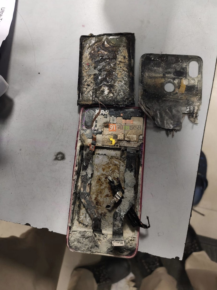 Xiaomi Redmi Note 7 Pro smartphone caught fire blast explodes in pocket in gurugram
