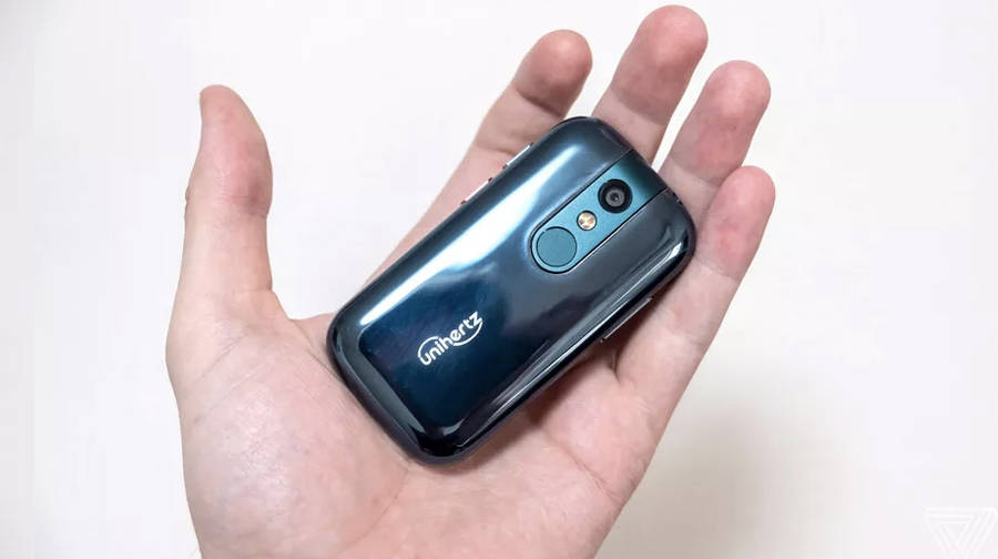 Jelly 2 world smallest 4g android 10 smartphone