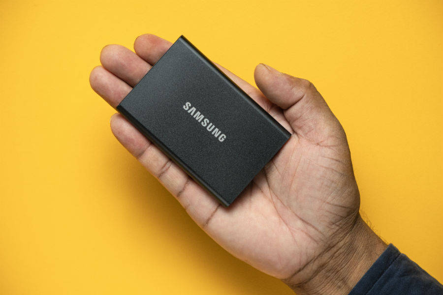 samsung-portable-ssd-t7-usb-3-2-1tb-review-in-hindi