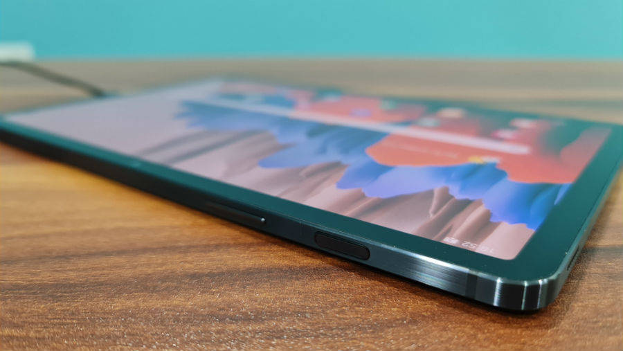 samsung-galaxy-tab-s7-side-1