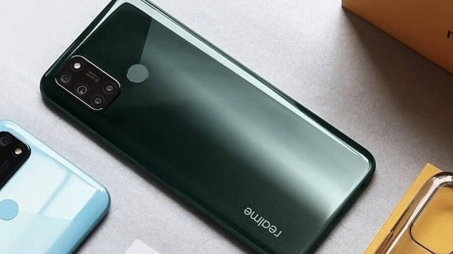 cheapest 64 megapixel camera phone in india