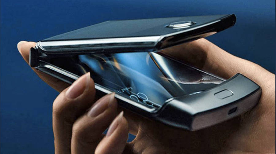 motorola razr 5g launched in india at price rs 124999 know specs sale offer