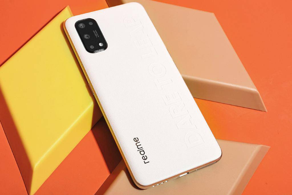 realme-q2-pro