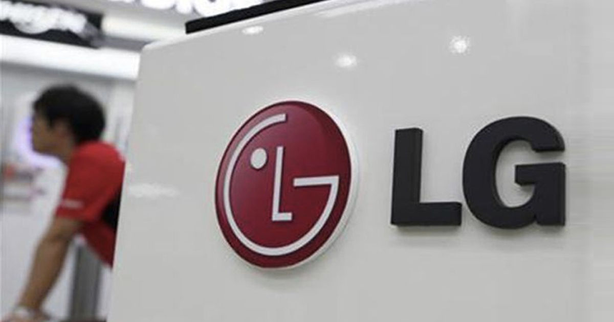 Apple iphones ipads smart watches and wearables sale in LG stores in South Korea