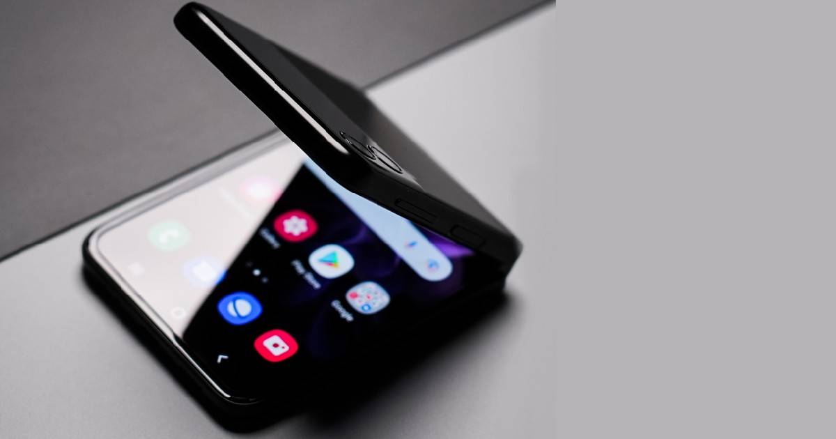 samsung-galaxy-z-flip-3-review-in-hindi