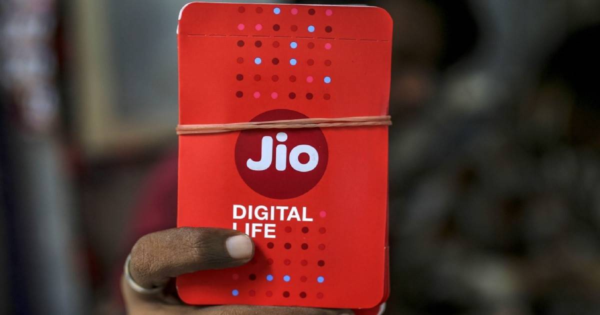 reliance jio airtel vodafone idea comparison 1gb per day data plan 4g recharge details benefits
