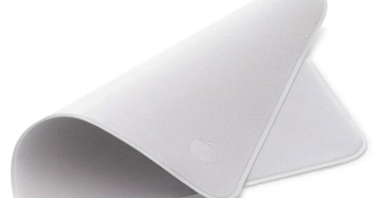 Apple launched Microfiber Polishing Cloth in india at rs 1900 Price sale iphone macbook
