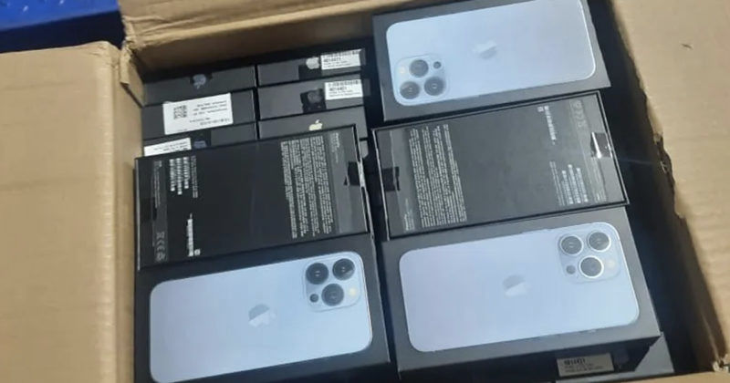 DRI seized Apple iphone 13 worth 42 crore declared as memory card of rs 80 lakh