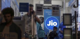 Jio Network Down jio service Outage in india