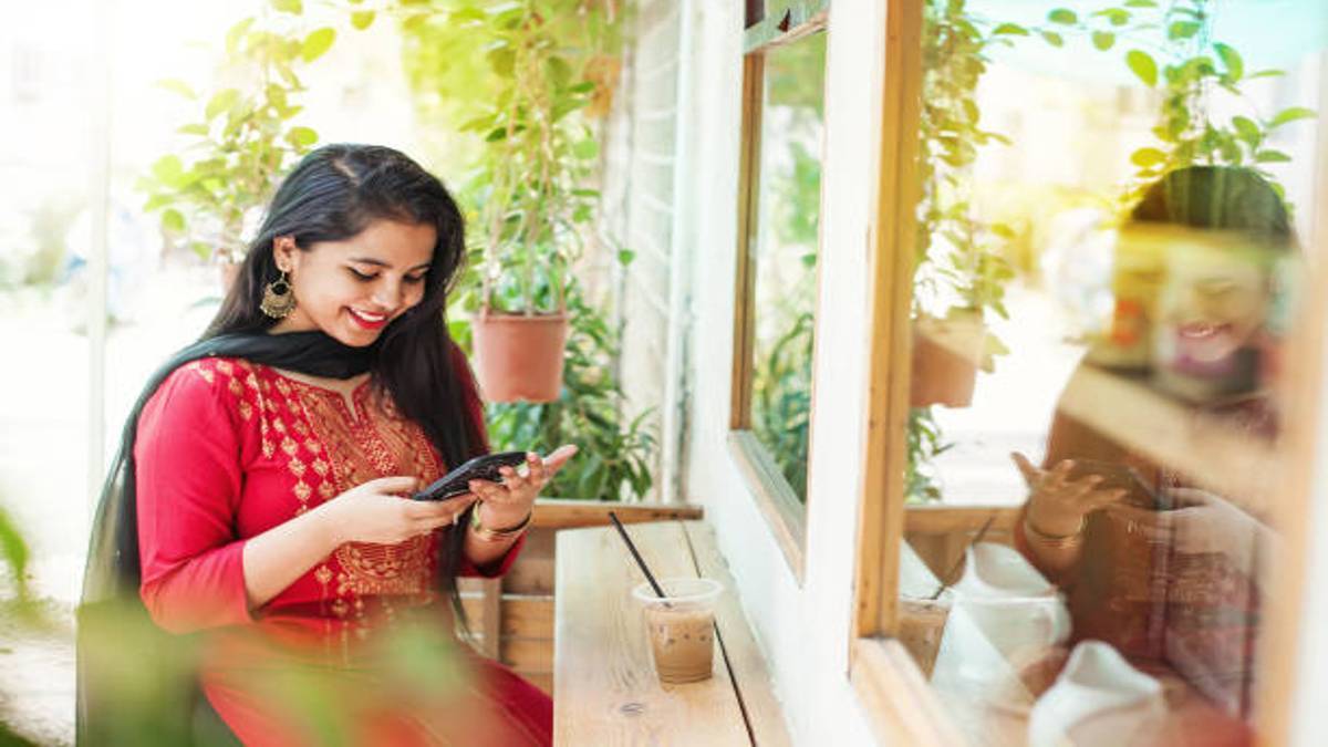 BSNL 397 Recharge Plan 300 Days Validity 600gb data free calling beats jio