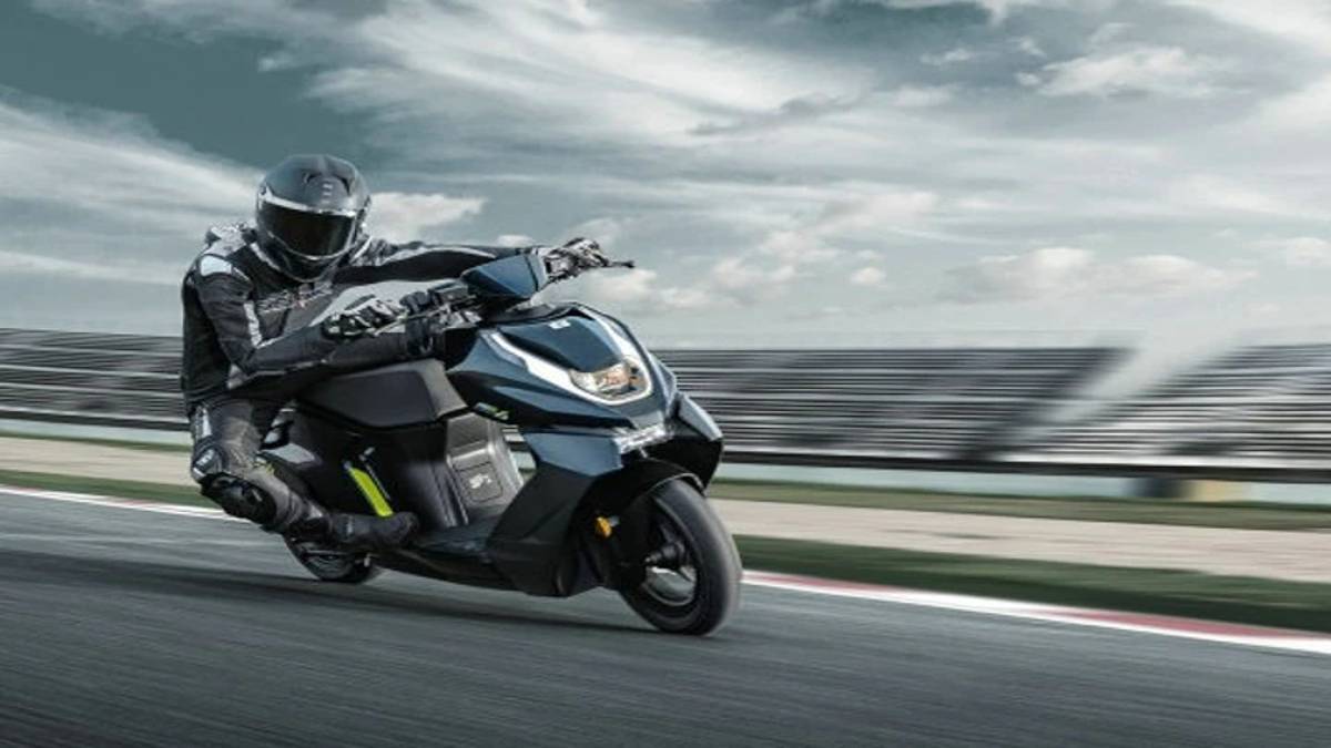 zeeho-ae8-scooter-launch