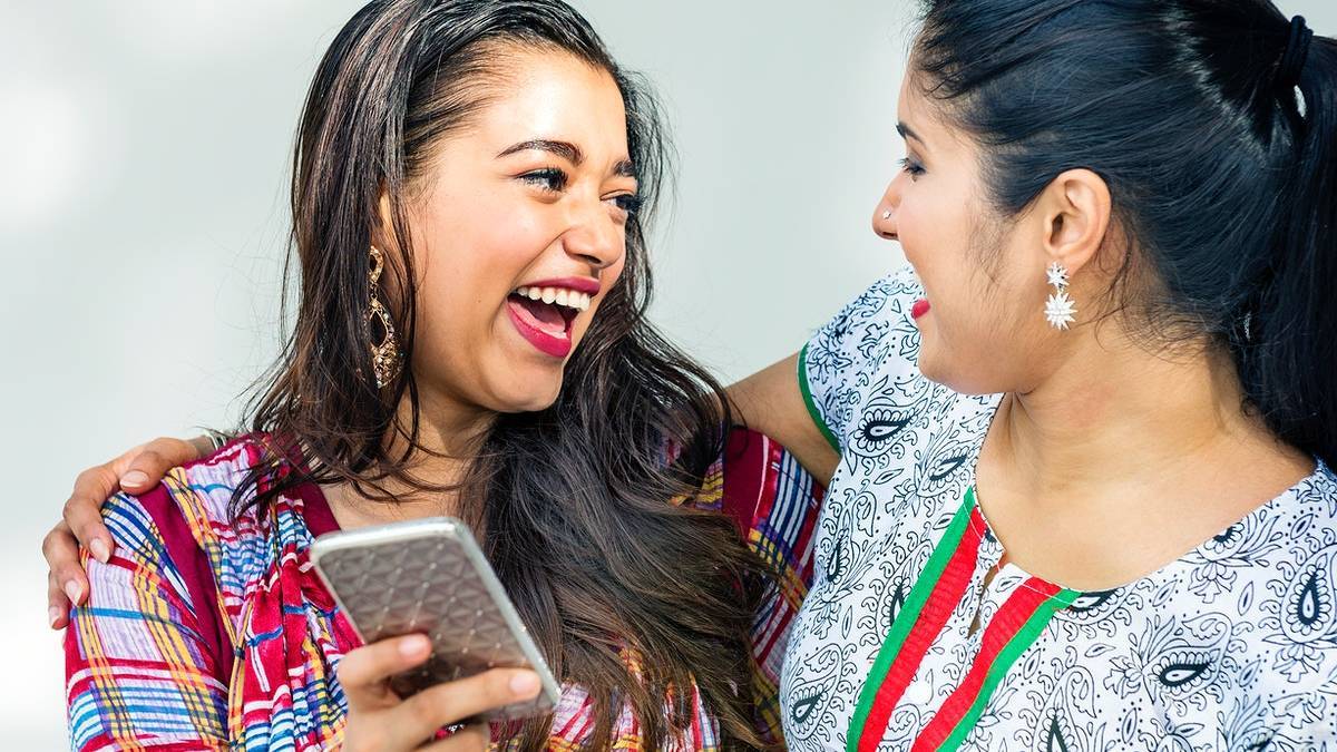 BSNL offer 600GB data, 365 days validity and unlimited calls for Rs 5.5 per day to counter Jio Airtel