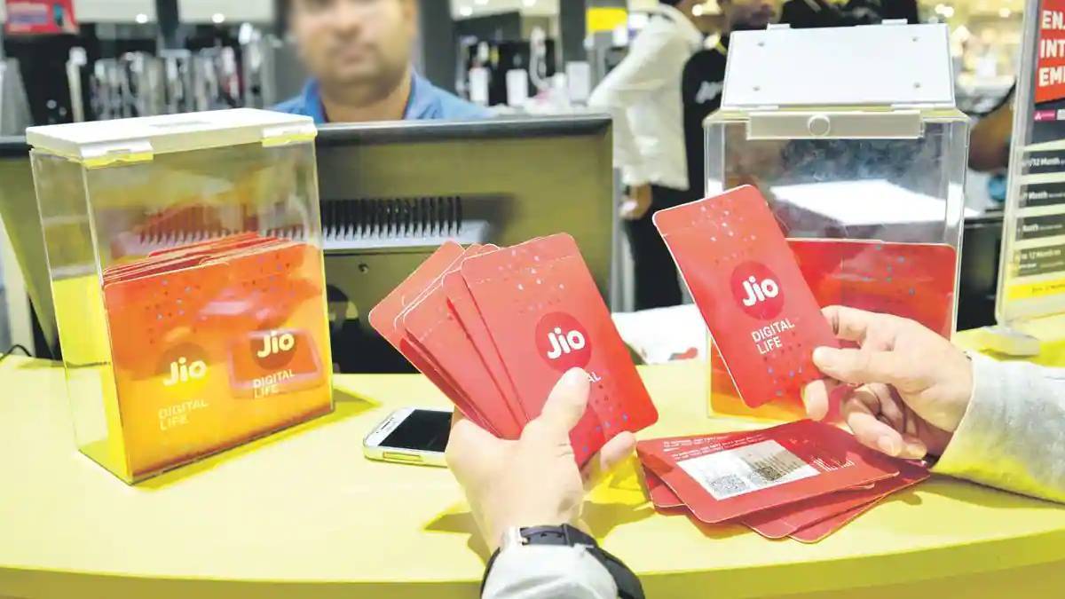 jio offer jiomart maha cashback upto rs 200 prepaid plan list unlimted free calling internet data