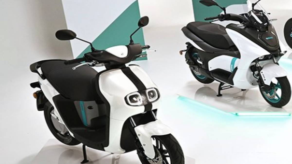 Yamaha Electric Scooters E01 And NEOs Debut long range stylish look